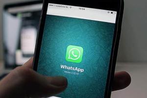 Virus WhatsApp fate attenzione ai messaggi vocali