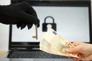 Attacco hacker mondiale virus che chiede il riscatto