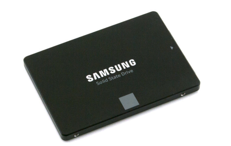 Samsung 860 EVO ssd con tagli fino a 4TB