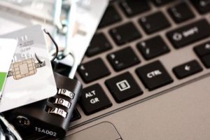 Come funziona il phishing bancario tramide email