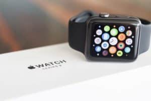 Apple Watch 4 rumor caratteristiche prezzo data di uscita Italia