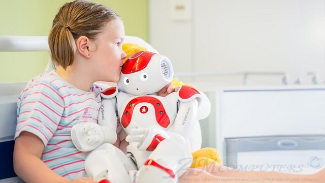 Robot da compagnia per assistere bambini e anziani