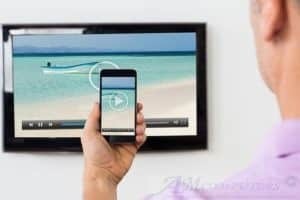 Come usare il tuo smartphone per controllare TV