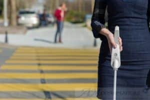 WeWalk il bastone smart per i non vedenti