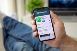 WhatsApp su iPhone arriva una nuova funzione il Face iD