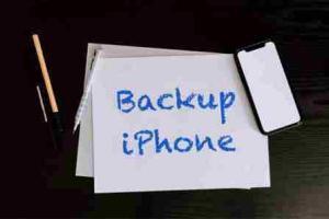 Come eseguire il backup di Apple iPhone su Windows 11